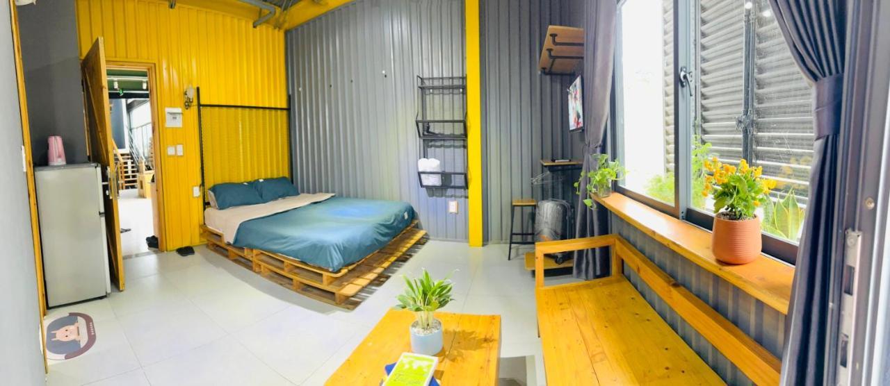 Da Nang Container Hotel Exterior photo